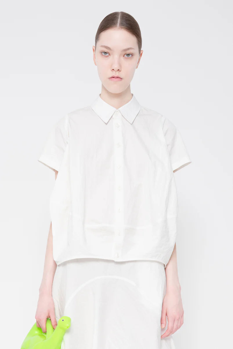 WHITE WAVY SHIRT
