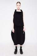BLACK ROUNDED TOP