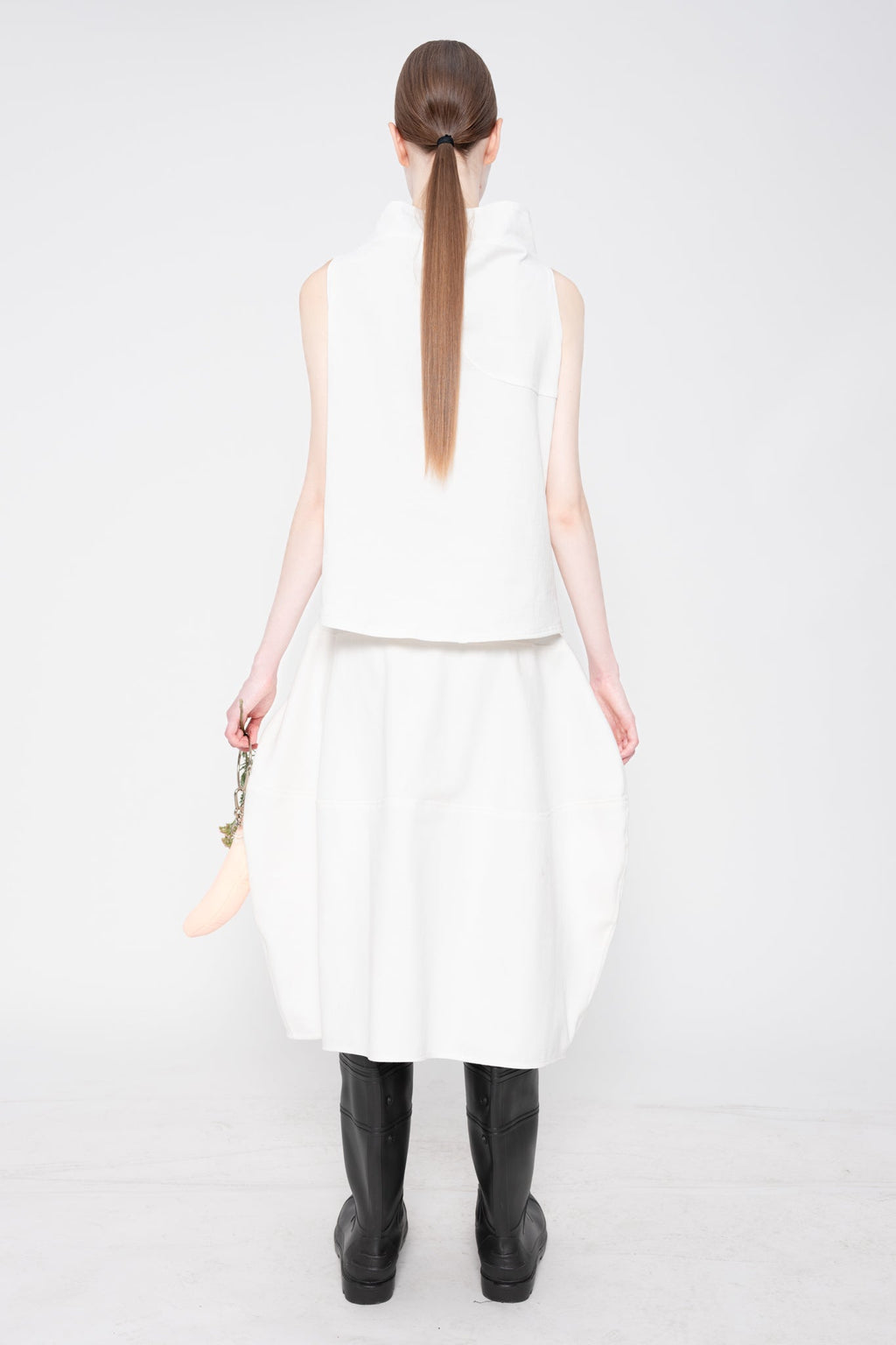 WHITE ROUNDED TOP