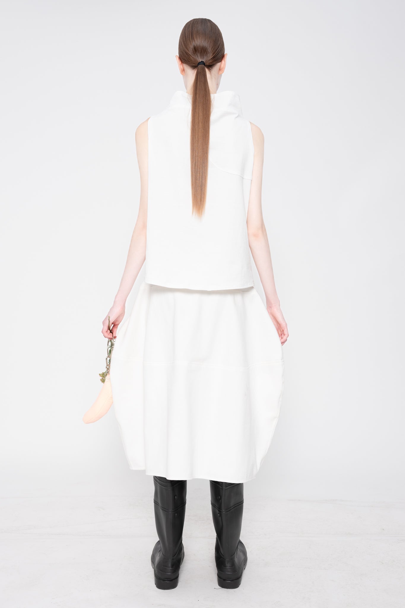 WHITE ROUNDED TOP