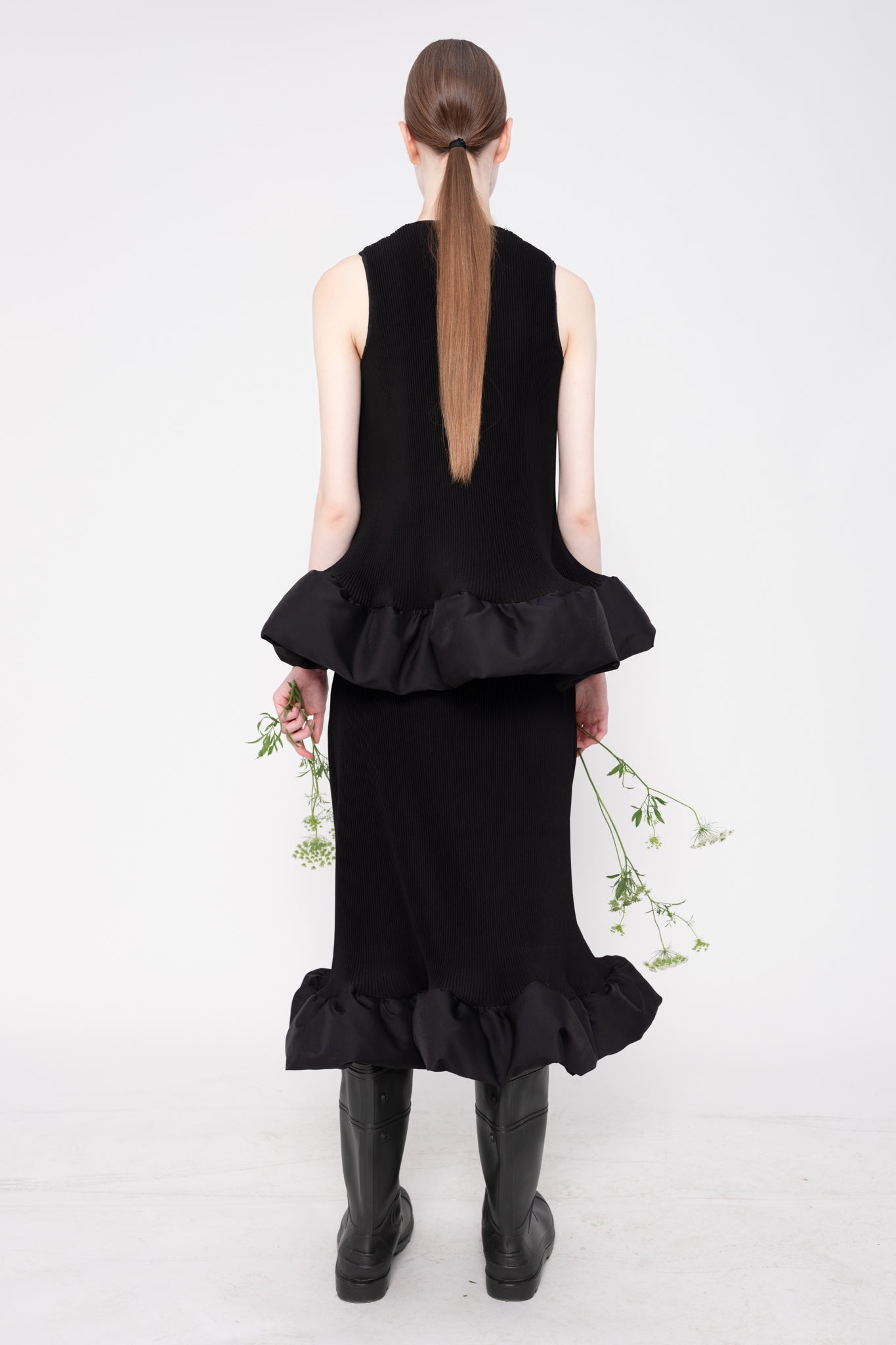 BLACK SLIM RIPPLE TANK