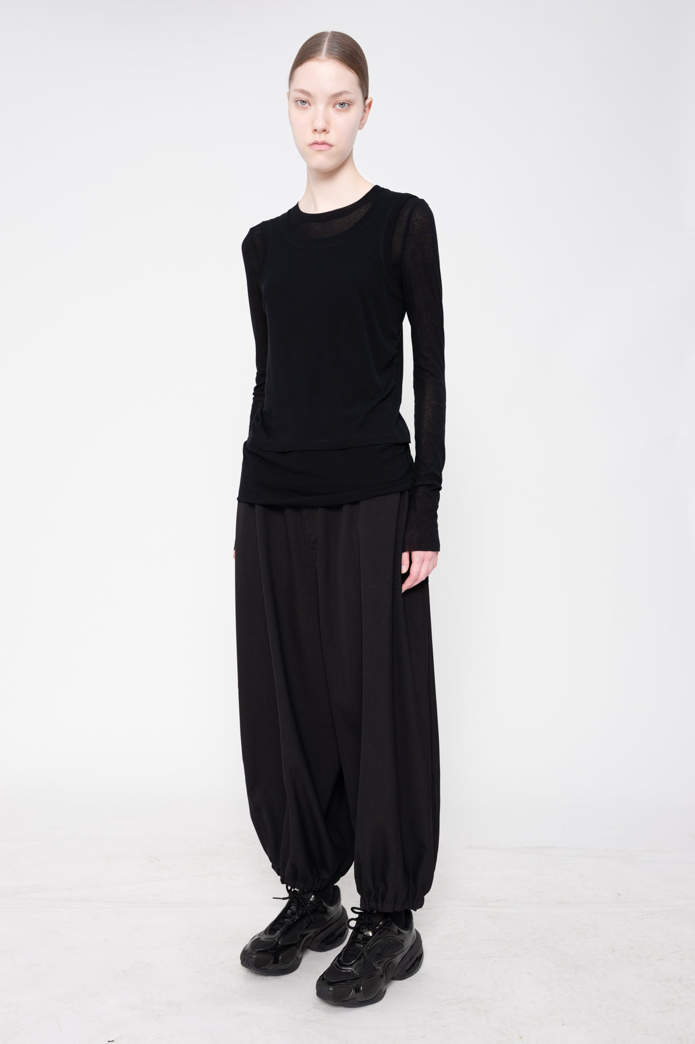 BLACK LONG SLEEVE DOUBLE TOP