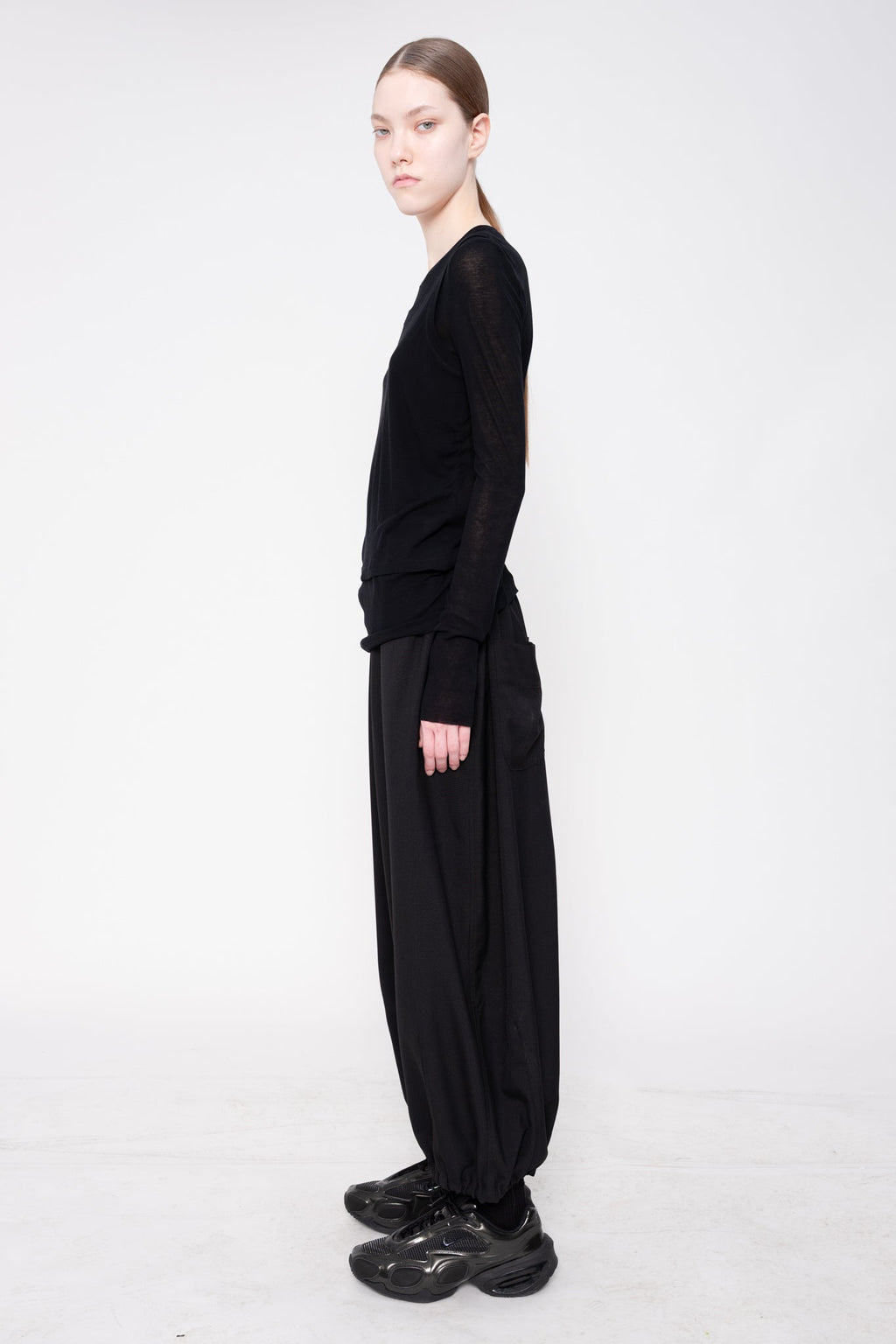 BLACK LONG SLEEVE DOUBLE TOP