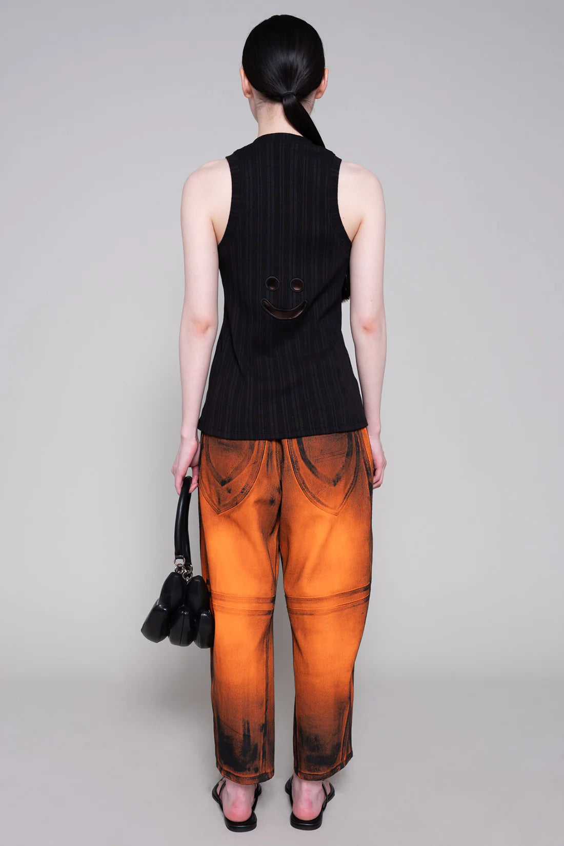 BLACK SMILEY TANK
