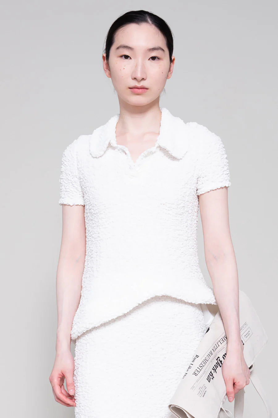 WHITE WAVY FOAM HEM POLO