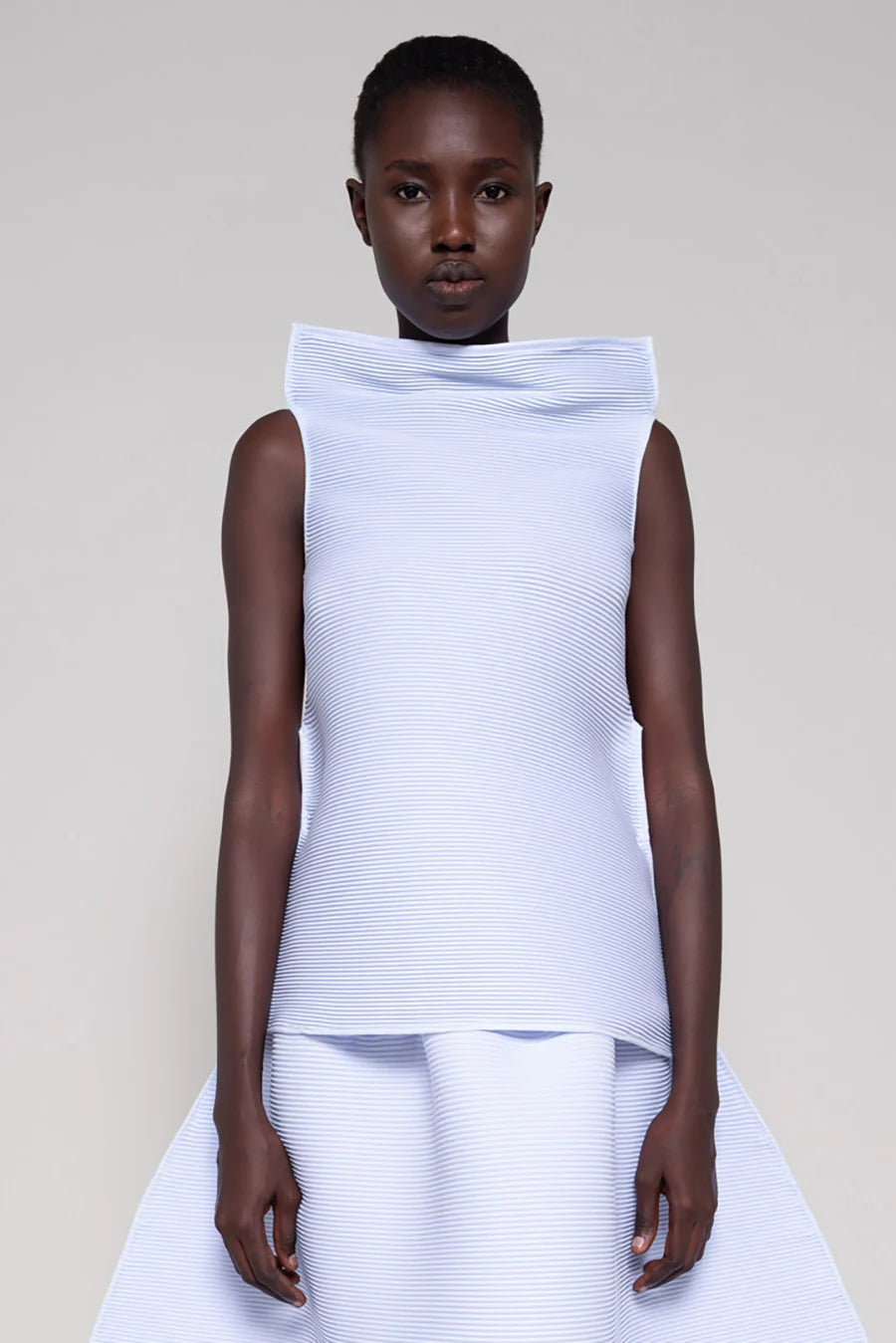 SOFT BLUE SLEEVELESS RIPPLE TOP