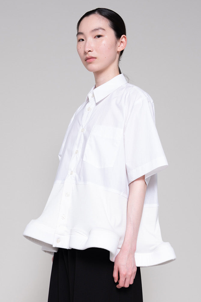 WHITE BOXY RUFFLE HEM SHIRT