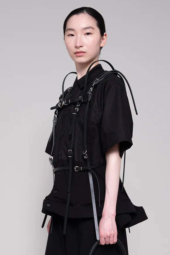 BLACK BOXY RUFFLE HEM SHIRT
