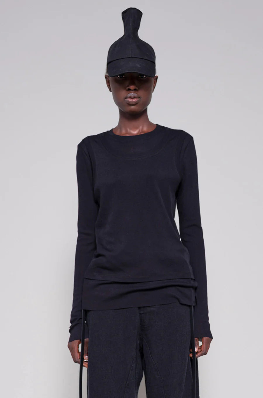BLACK LONG SLEEVE DOUBLE TOP