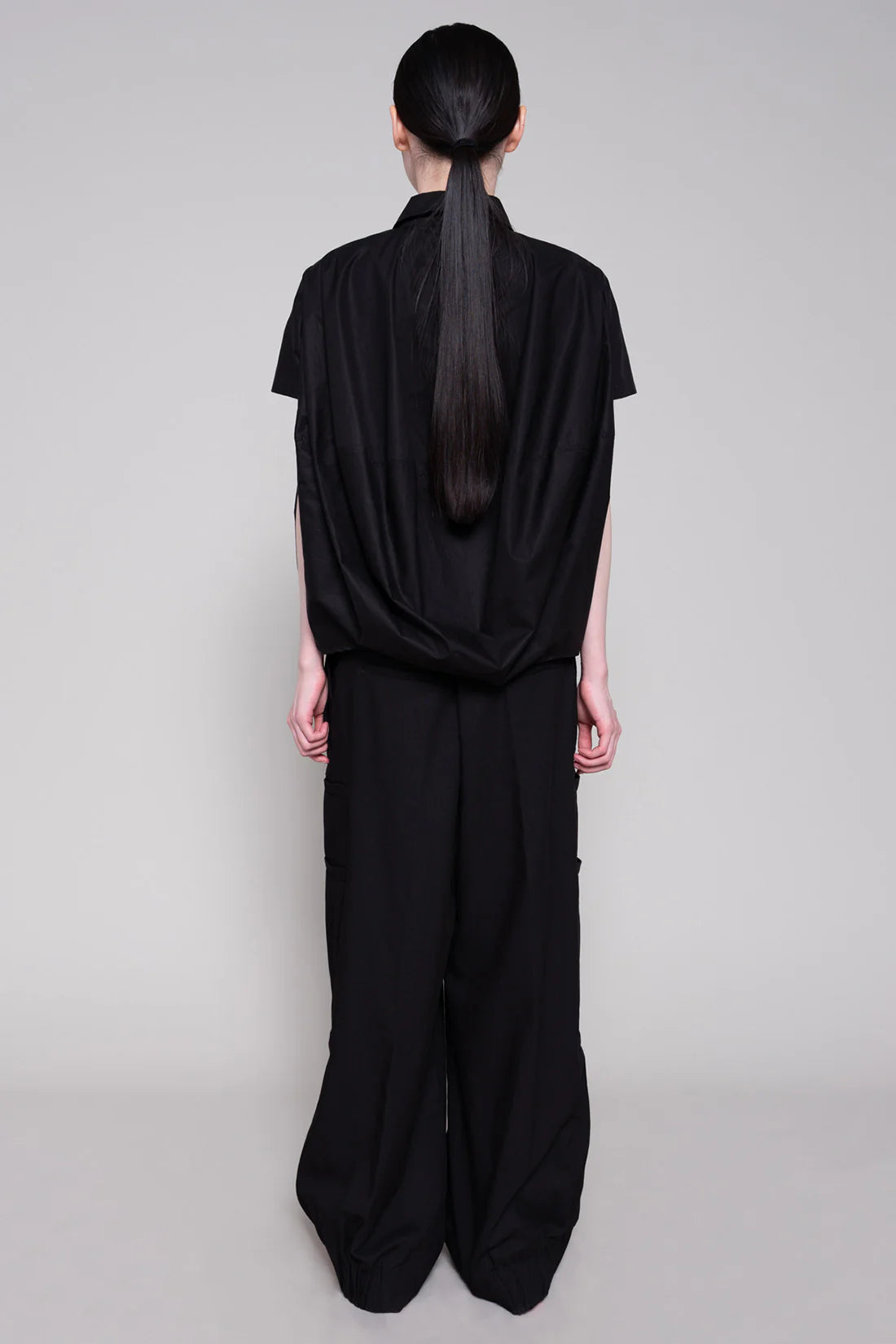 BLACK ROUND COLLAR COCOON SHIRT