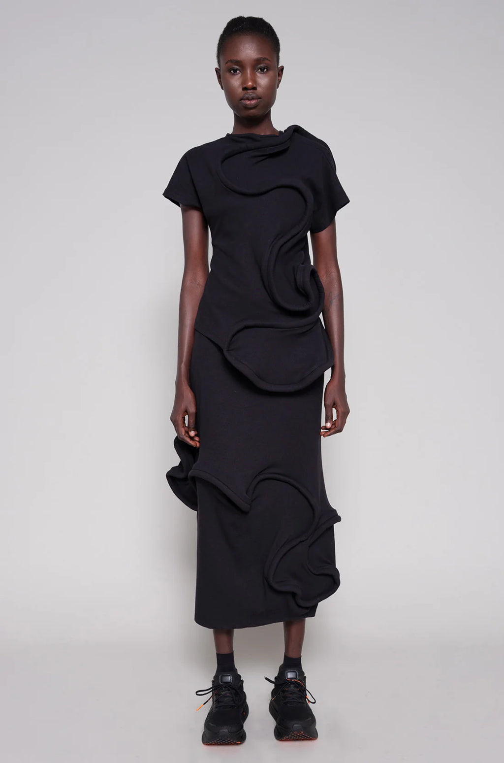BLACK SWIRLY TOP